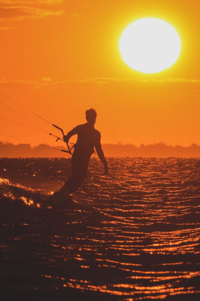 kitesurfski